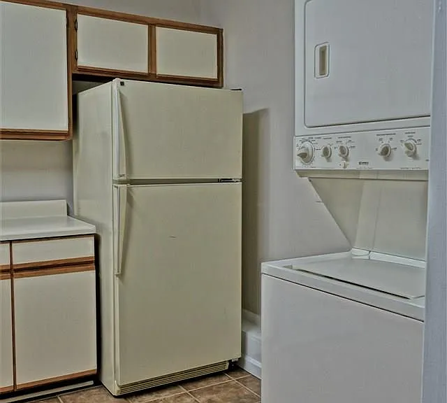 106 Crescent Cir — Photo 12