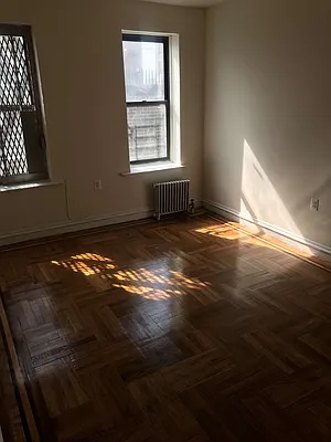 Rented by PMG Real Estate  | media 16