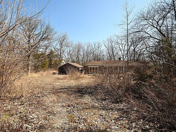 3rd image of 12601 S Timberlane Dr
