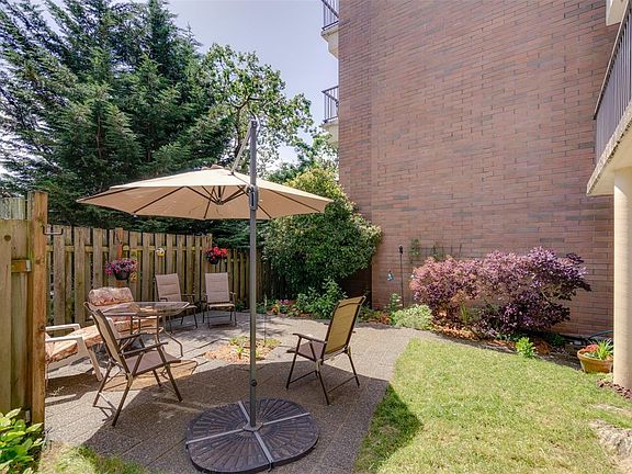 3rd image of 4030 Quadra St #103