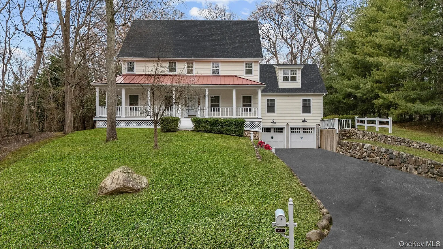 17 Nadworny Lane photo 1