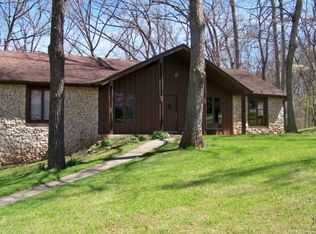 208 Woodward Ln, Jefferson City, MO 65109