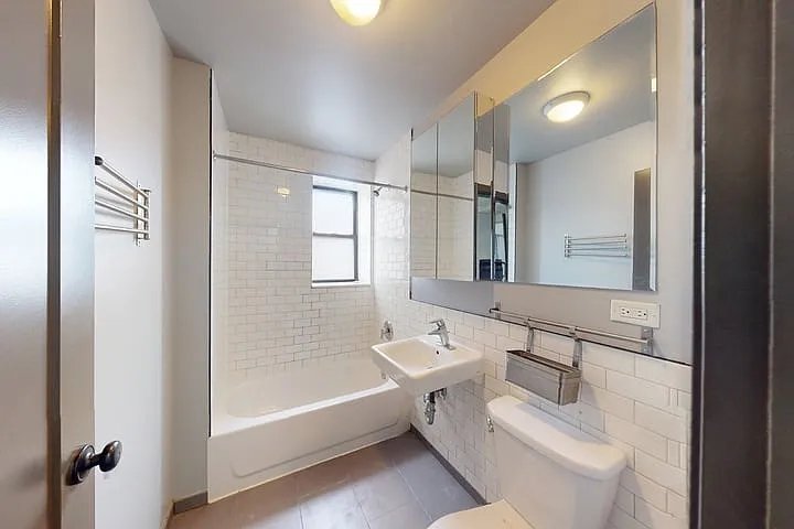 5300 S. Drexel Avenue — Photo 19