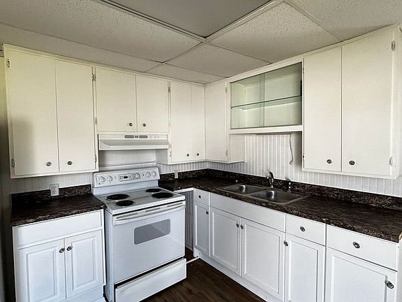 2nd image of 248 Flame Ln Unit L