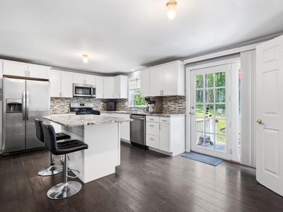 12 Lenny Lane #A, Hudson, NH, 03051