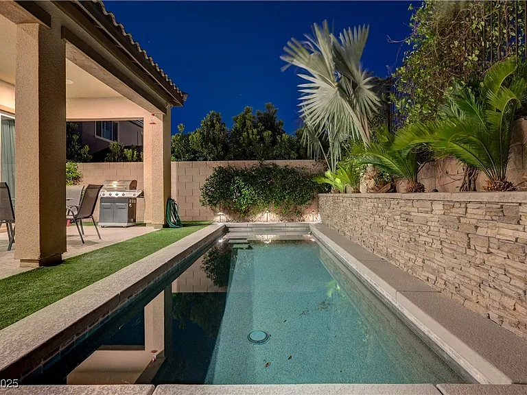 3943 Reyes Ave — Photo 93