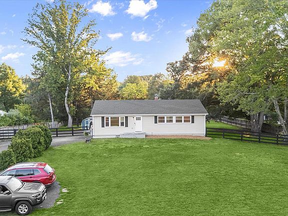5th image of 8056 Greenwich Rd