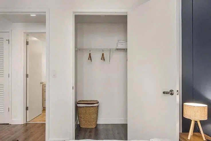 923 Folsom — Photo 33