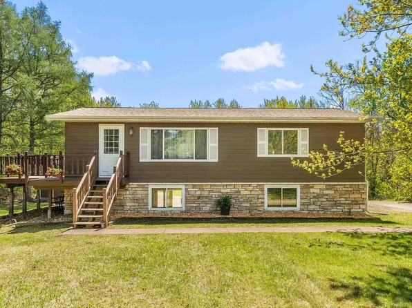 5162 W Arrowhead Rd, Hermantown, MN 55811