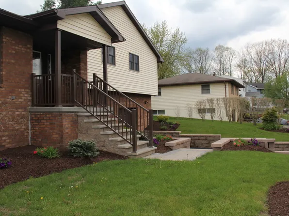 357 Clover Ln, Shavertown, PA 18708