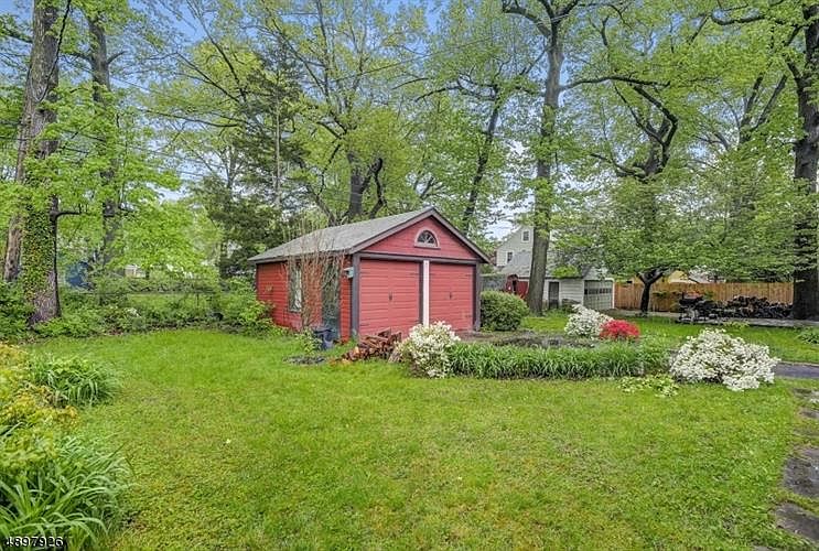 1st image of 353 Turrell Ave
