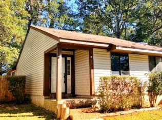 203 Somerset Dr, Warner Robins, GA 31088
