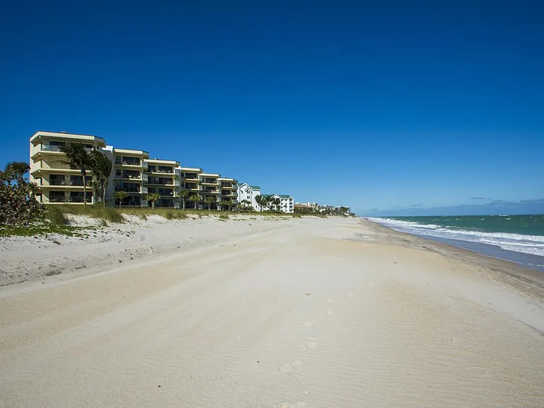 2636 Ocean Dr #404 — Photo 38