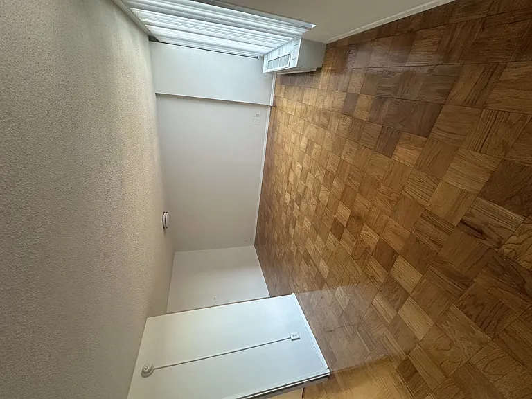 Calvert House Apartments — Photo 50