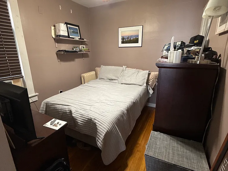 344 E 8th St #3 — Photo 8
