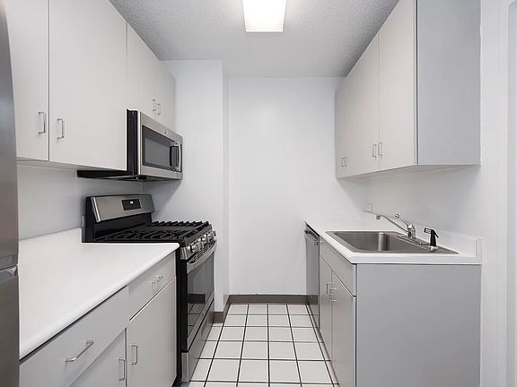 2nd image of 429 E 52nd St APT 9B