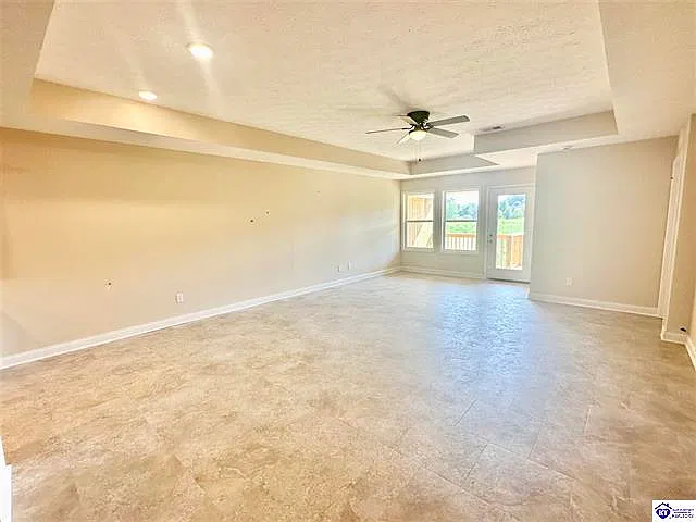 3 bed, 1450 sqft, $1,600 — Photo 2