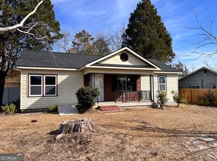 3 9th St, Mc Rae Helena, GA 31037