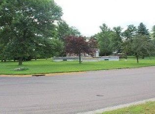 430 Crestview Ave, Ortonville, MN 56278