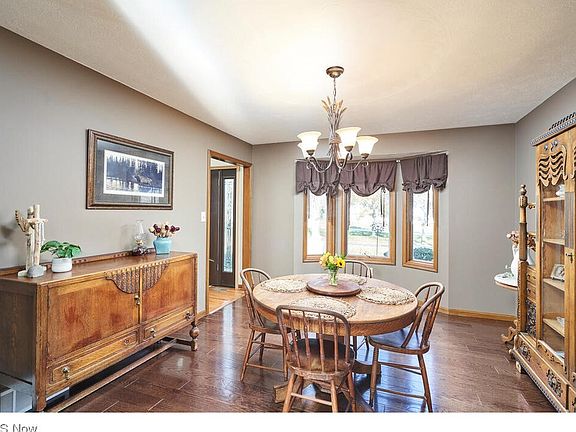 5th image of 130 Valentine Farms Dr