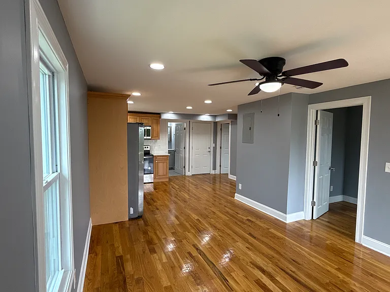 138 Lafayette St #2 — Photo 4