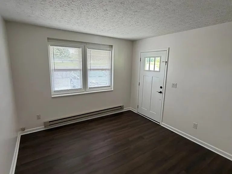 3241 Enka Hwy — Photo 2