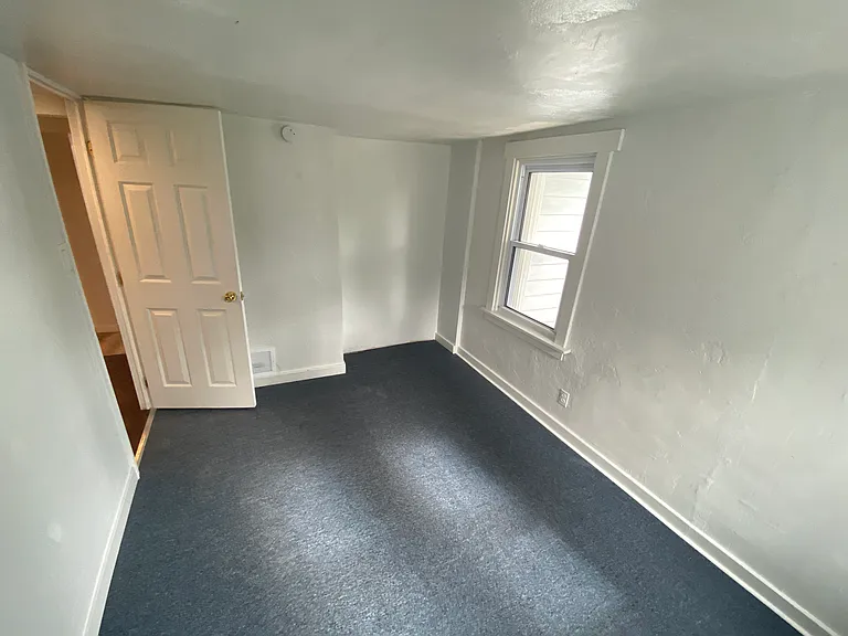 61 Pointview Rd #1 — Photo 61
