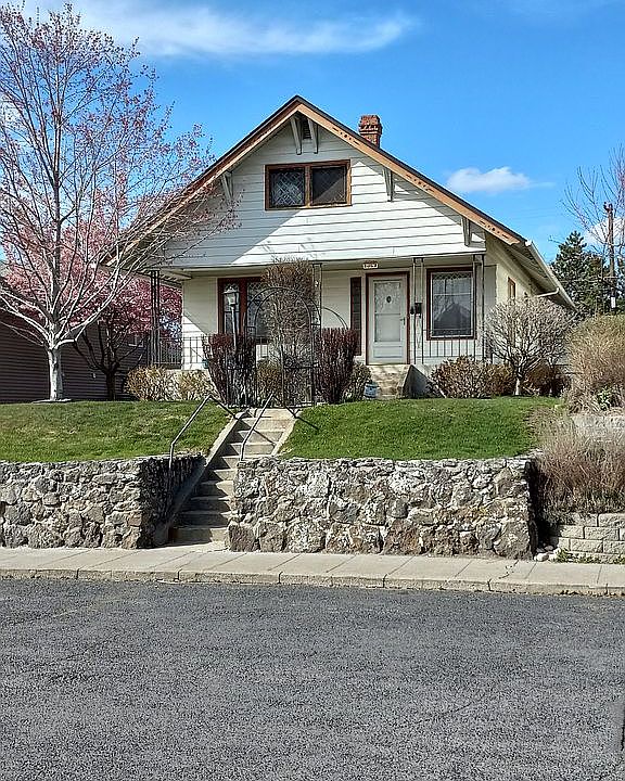 1st image of 914 W Kiernan Ave