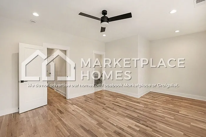 1034 E Trinity Ln #A — Photo 18