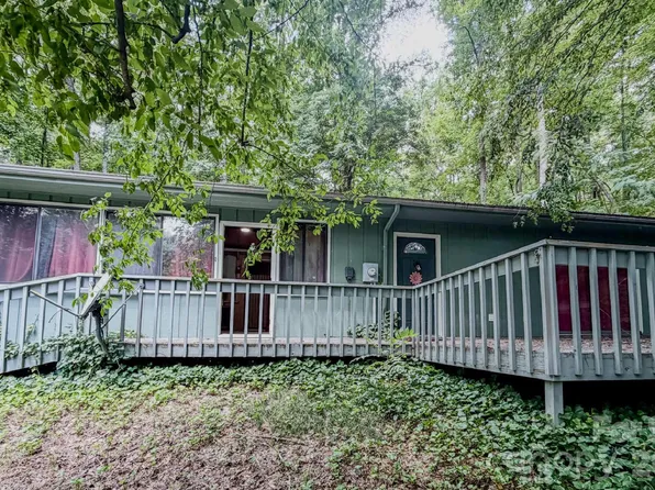 232 Island Creek Rd, Lake Lure, NC 28746