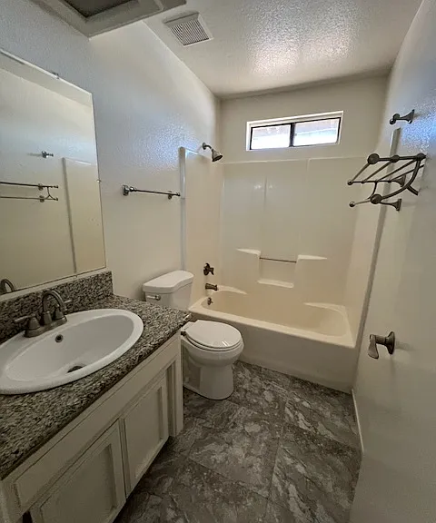345 S Sunset St #B — Photo 5