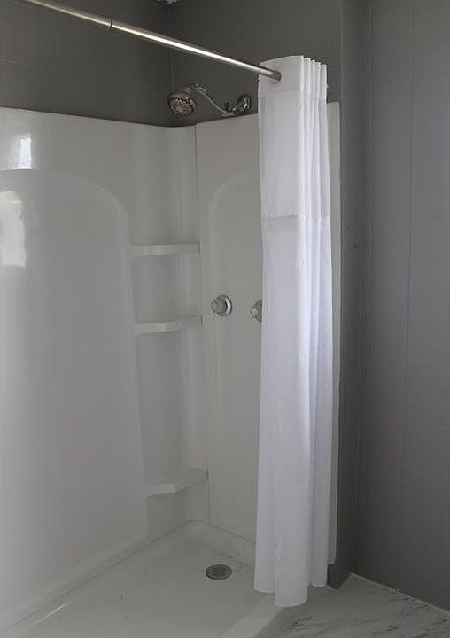 2nd image of 9537 Bell Rd