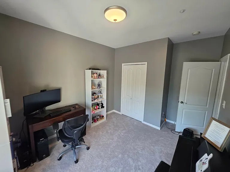 43300 Marymount Ter #300 — Photo 14