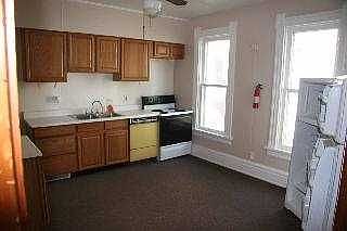 2nd image of 510 Arden Pl