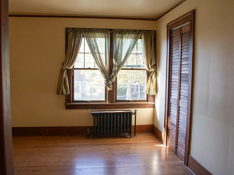 520 N Main St — Photo 24