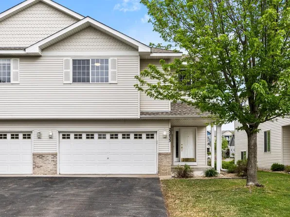22433 Evergreen Cir, Forest Lake, MN 55025
