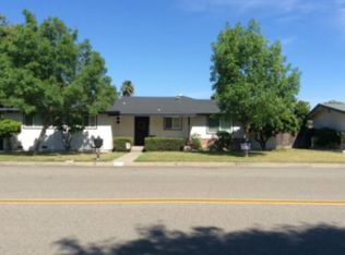 421 Hilton St, Madera, CA 93637