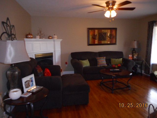 1st image of 2700 Mayfield Dr