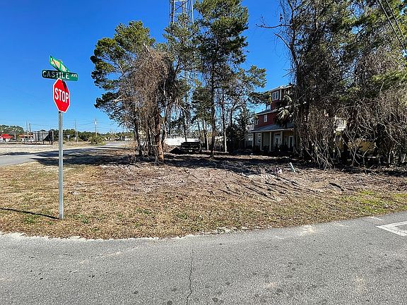 2nd image of 16914 Castile Ave