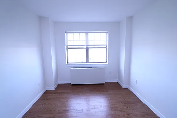 Rented by A&E Real Estate Management | media 9