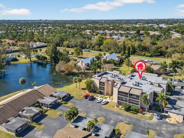 3150 Shorewood Ln APT 202, Fort Myers, FL 33907