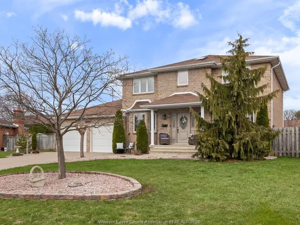 12314 Funaro Cres, Tecumseh, ON N9K 1B2