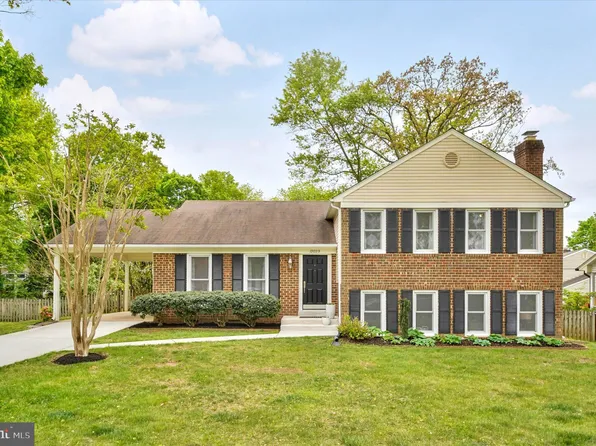 12029 Cheviot Dr, Herndon, VA 20170