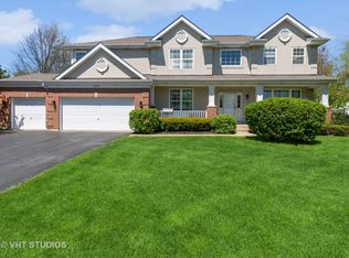 5650 Trinity Ct, Gurnee, IL 60031