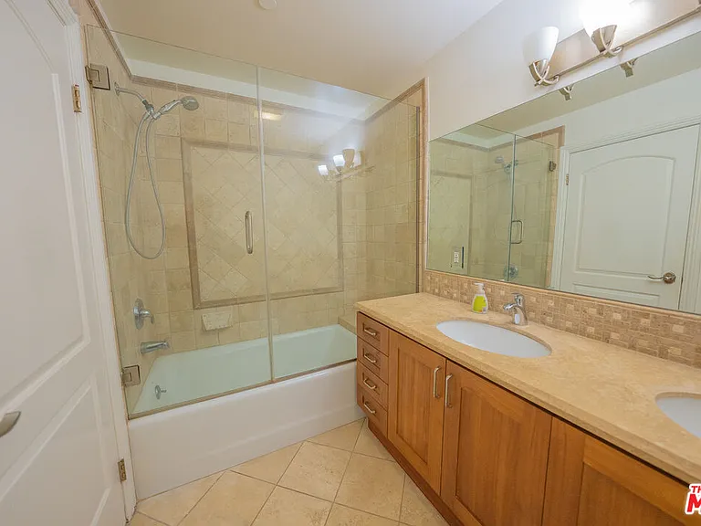 626 E Orange Grove Ave #105 — Photo 21