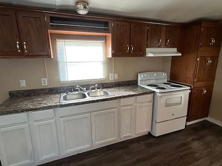 31 Kesler Dr — Photo 5