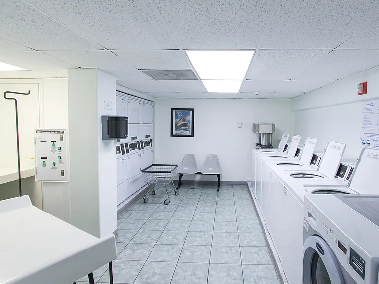 4010 Galt Ocean Dr #1514 — Photo 27