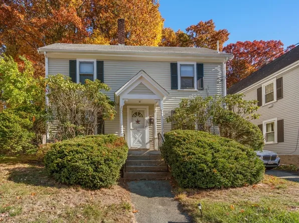 40 Cedar St, Wellesley, MA 02481