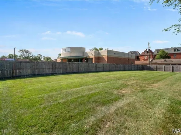 4530 Delmar Blvd, Saint Louis, MO 63108
