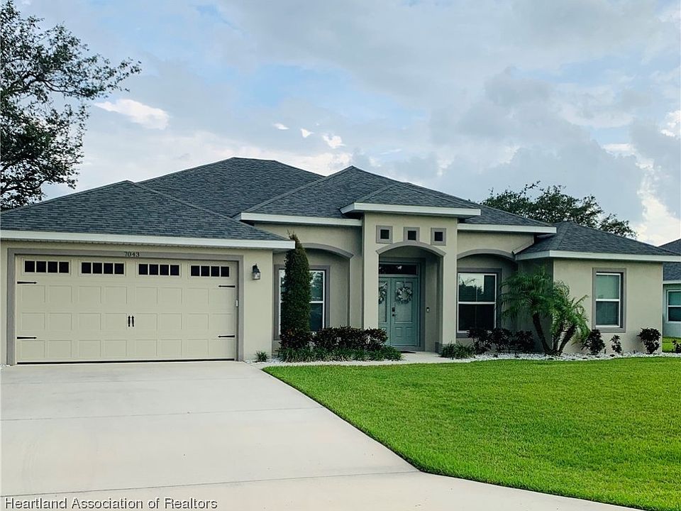 1st image of 7043 Strafford Oaks Dr